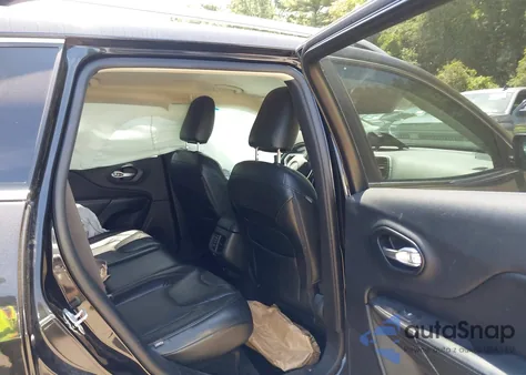 2014 Jeep Cherokee Latitude z USA, uszkodzony, nr VIN 1C4PJMCS7EW247973